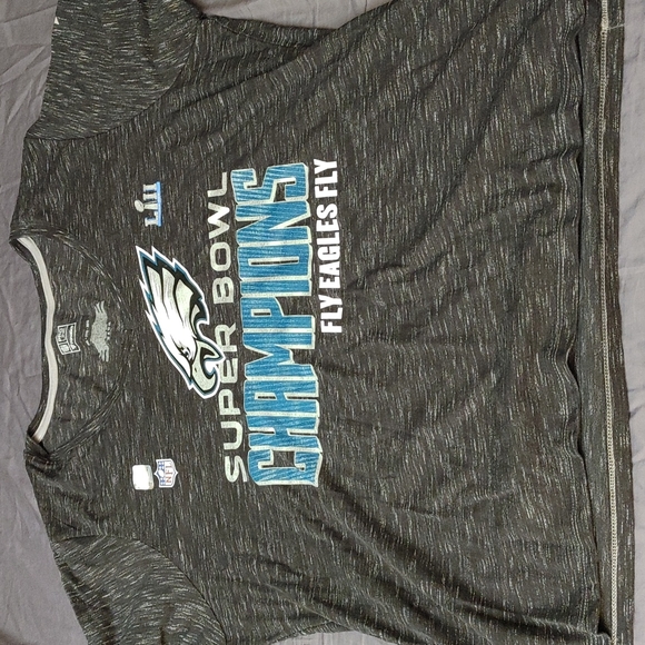 Fanatics Tops - Eagles super bowl champs shirt